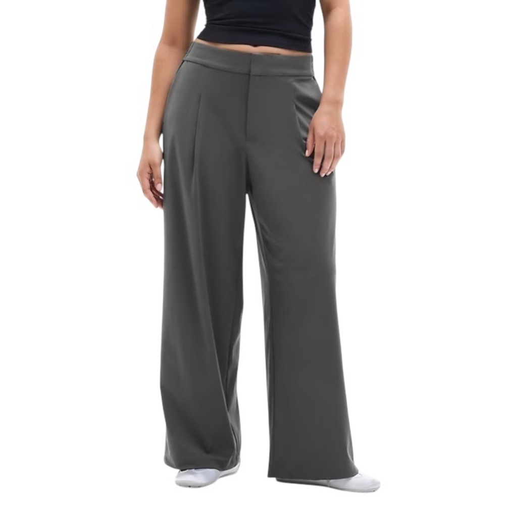 NWOT ATHLETA Pinnacle High Rise Trouser in Shadow Grey